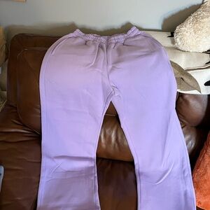 Comfrt pastel lavender straight leg sweatpants NWOT PERFECT CONDITION